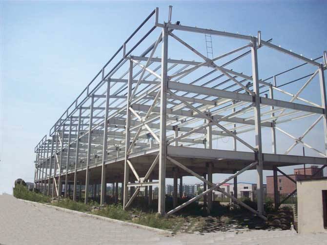平湖网架加工之眼跳岩对管桁架的影响